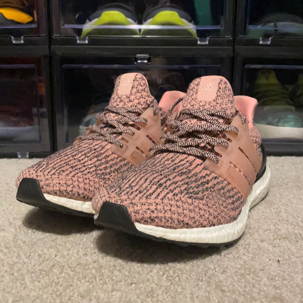 Adidas Ultra Boost Pink 4.0 Women’s 9